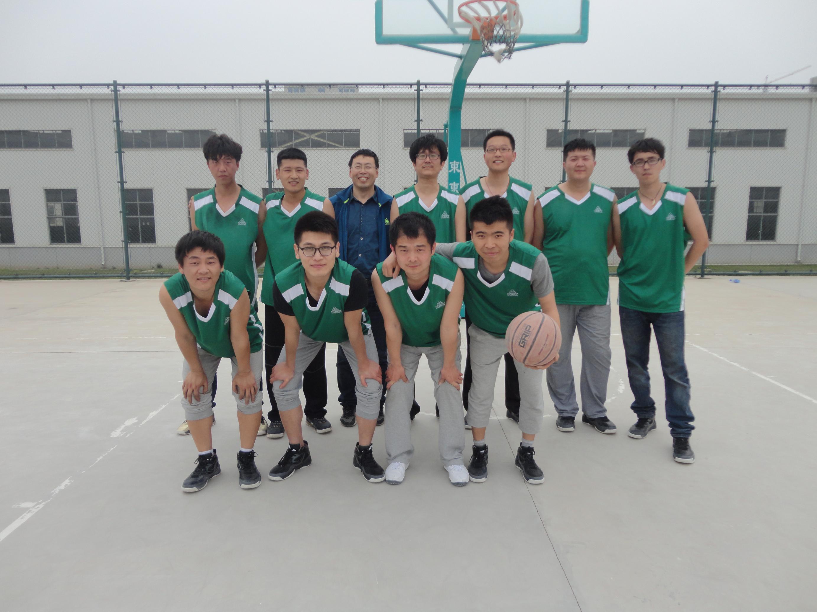 分公司新籃球隊(duì)賽場首秀